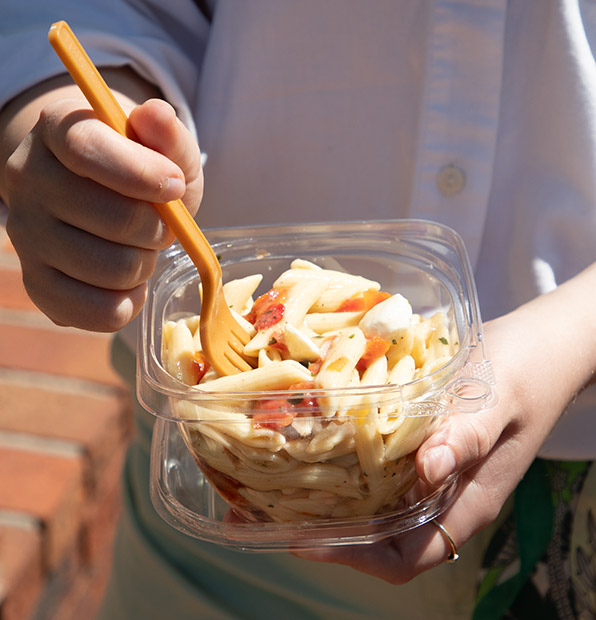 example 16 oz Clear Plastic Tamper-Evident Container with Pasta